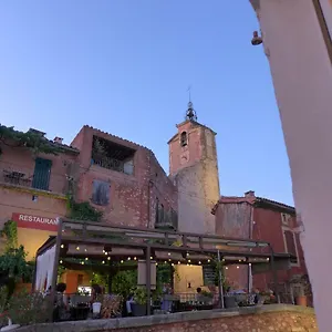 3* Guest house Hirondelle En Provence